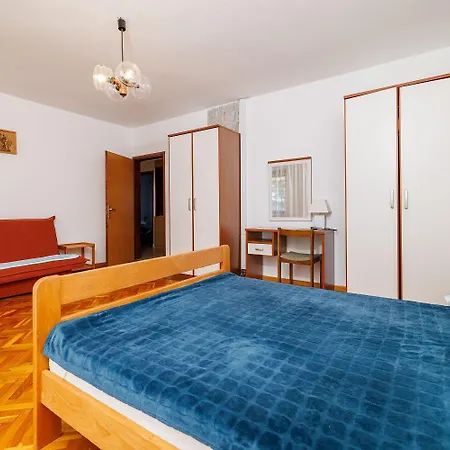 Apartment Helles Nur 450 Meter Zum Mit Bbq-bereich - Hunde Willkommen