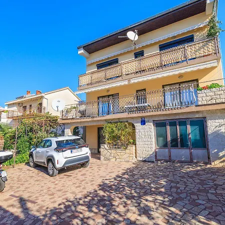 Helles Nur 450 Meter Zum Mit Bbq-bereich - Hunde Willkommen Apartment Dramalj